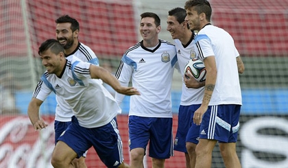 Argentina đón tin cực vui trước trận bán kết với Hà Lan